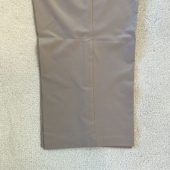 Chico’s Weekends Khaki Flat Front Crop Capri Pants Size 1 US M/8 - Picture 2 of 9